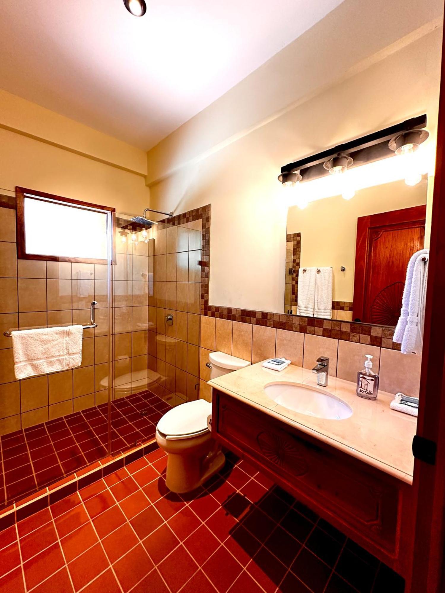 Hotel Jotam Panajachel Eksteriør billede